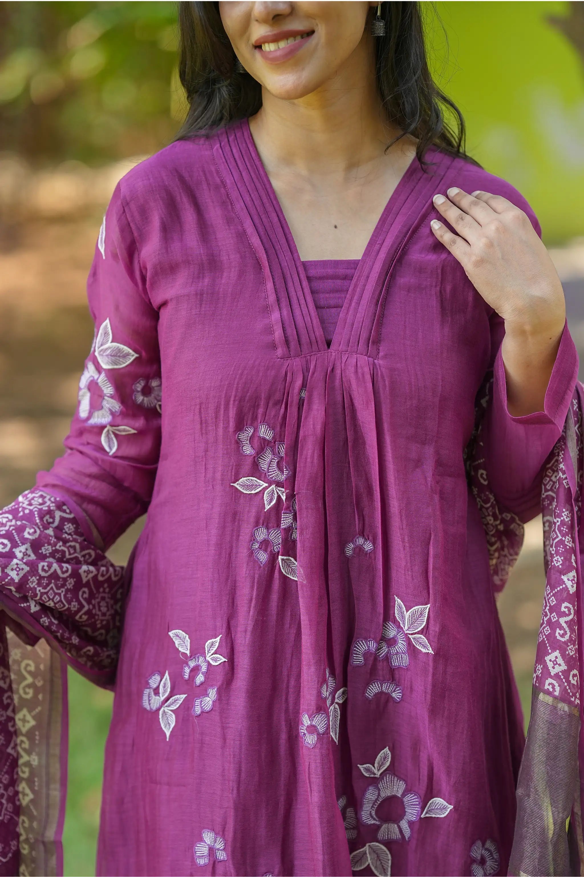 Rich Magenta Mul Chanderi Applique Embroidered Suit Set