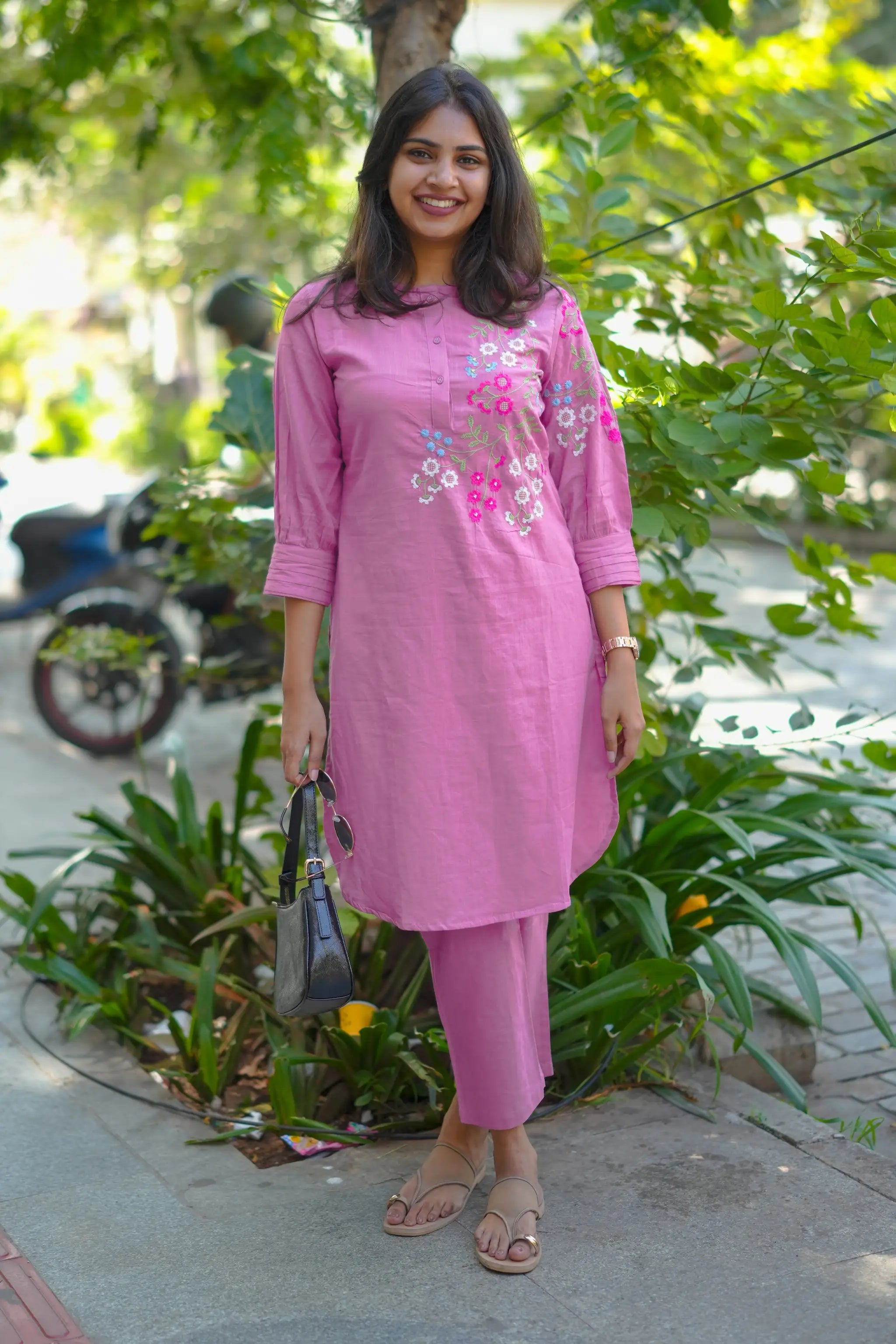 Pink Cotton Straight Cut Kurti Set with Thread Embroidery