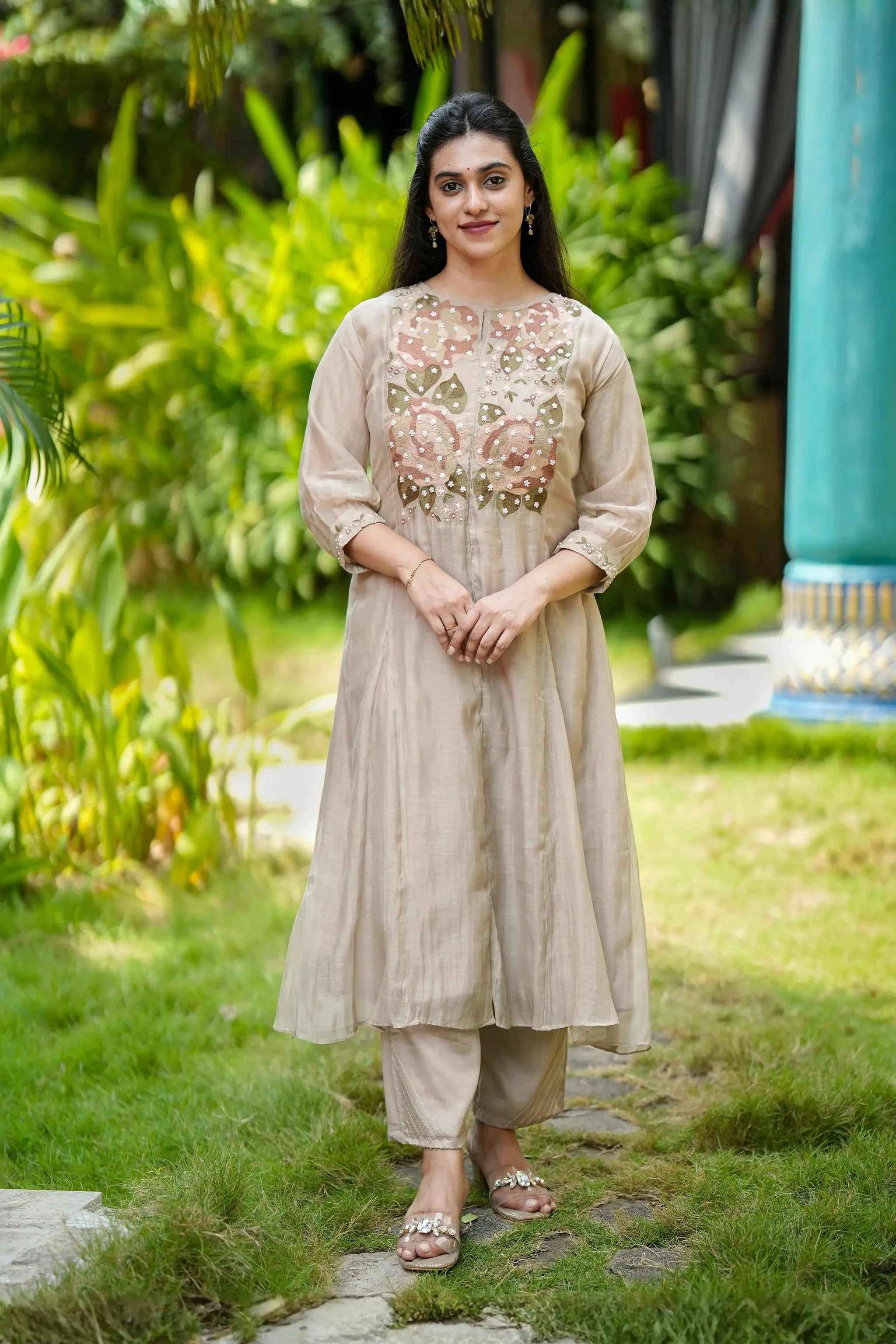 Heathered Grey Floral Embroidery Mul Chanderi Kurti Set