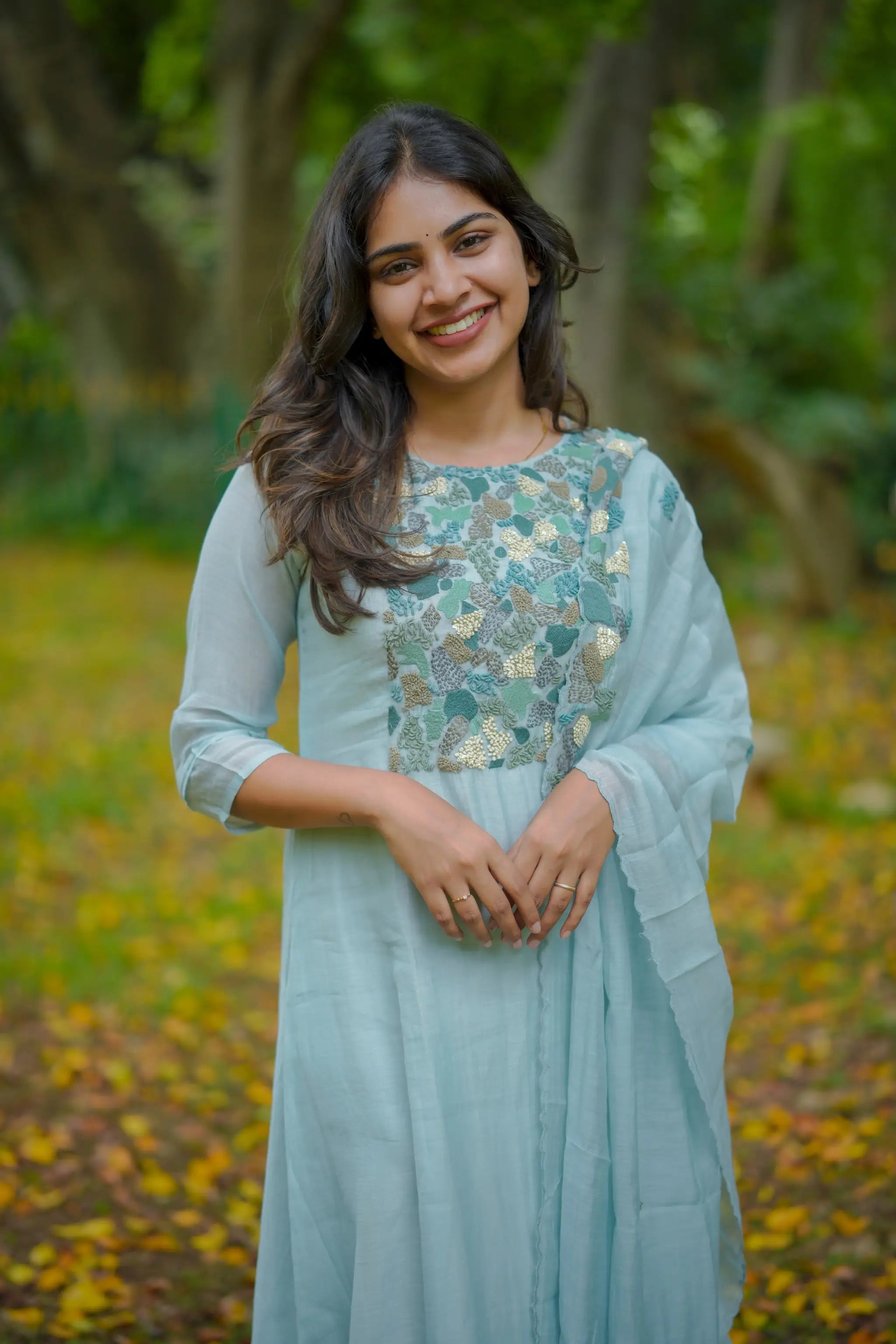 Lilac Mul Chanderi Sequins Embroidered Kurti Set with Dupatta & Pants
